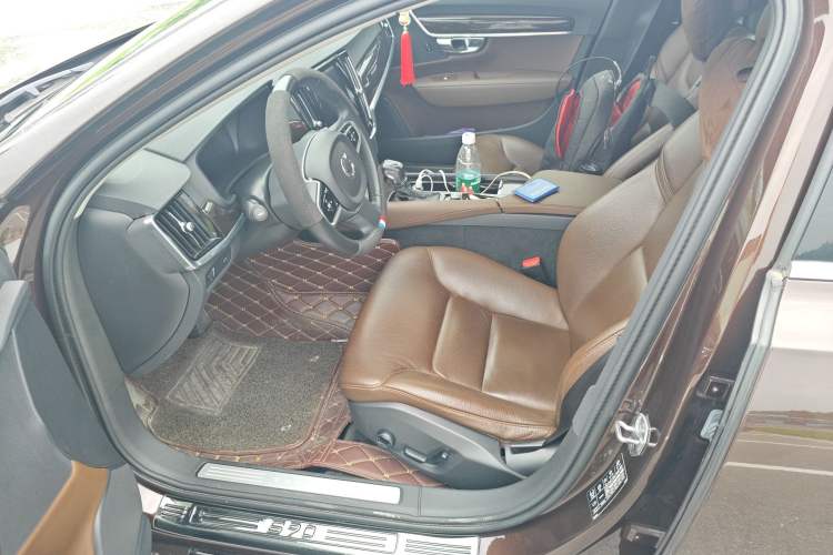 Used Volvo S90 2018 T4 Zhiyuan Edition