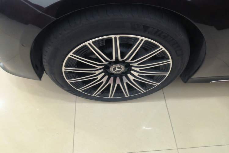 Used Mercedes-Benz E-Class 2024 Refresh E 300 L Stylish Edition