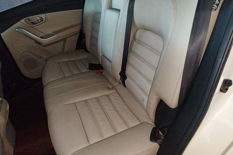 Used Venucia T90 2017 2.0L CVT Leading Edition