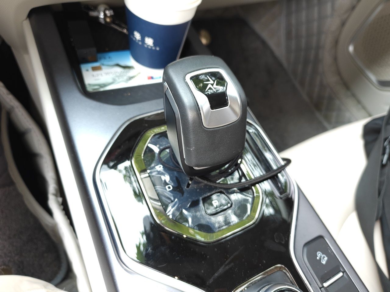 Geely Auto icon 2023 1.5TD Chocolate Smoothie Edition — снимка 14