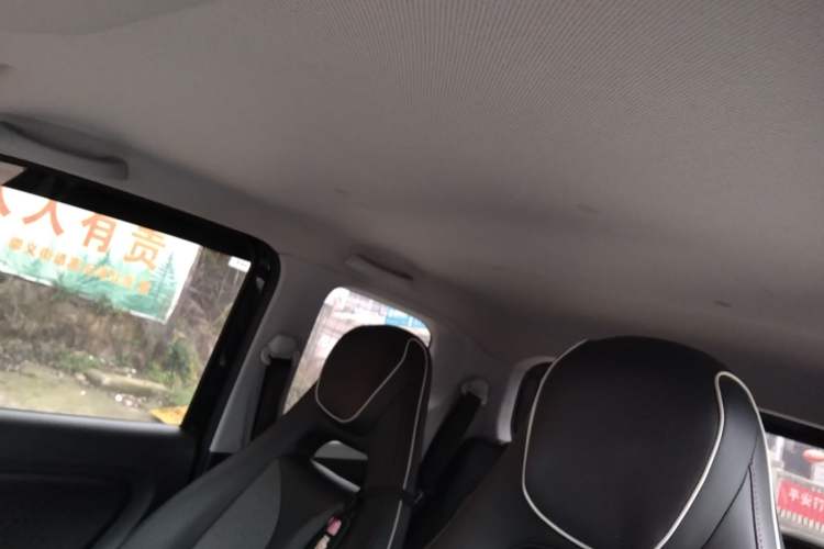 Used Wuling Hongguang MINIEV 2022 GAMEBOY 300km Enthusiast Model with Lithium Iron Phosphate