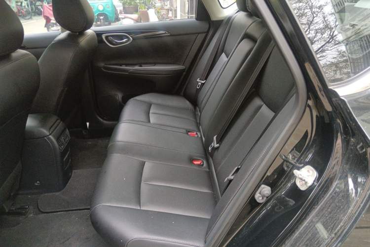 Used Nissan Sylphy 2021 Classic 1.6XL CVT Luxury Edition Left Rear Seat