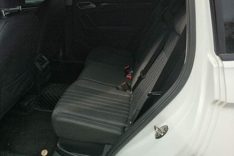 Used Volkswagen Tiguan L 2023 330TSI Automatic Two-Wheel Drive Comfort Edition
