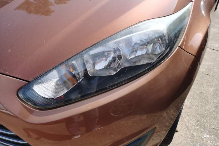 Used Ford Fiesta 2013 Hatchback 1.5L Manual Fashion Edition
