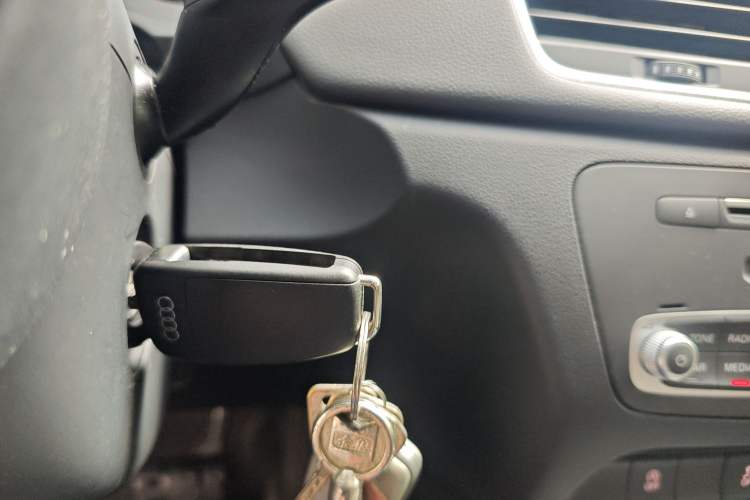 Used Audi Q3 2016 35 TFSI Fashion Model
