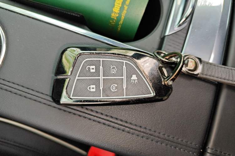 Used Cadillac CT6 2023 28T Platinum Edition Vehicle Key
