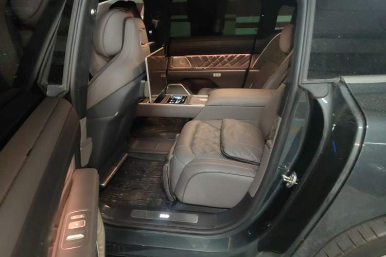 Used Nio ET9 2025 100kWh Signature Edition