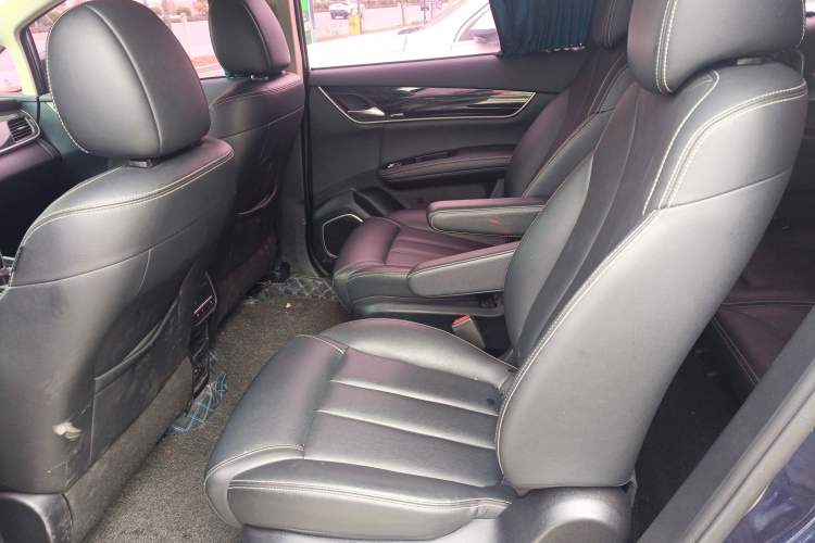 Used BYD Song MAX 2019 1.5T Automatic SmartConnect ZhiLian RuiDong Edition with 6 Seats China VI Standard