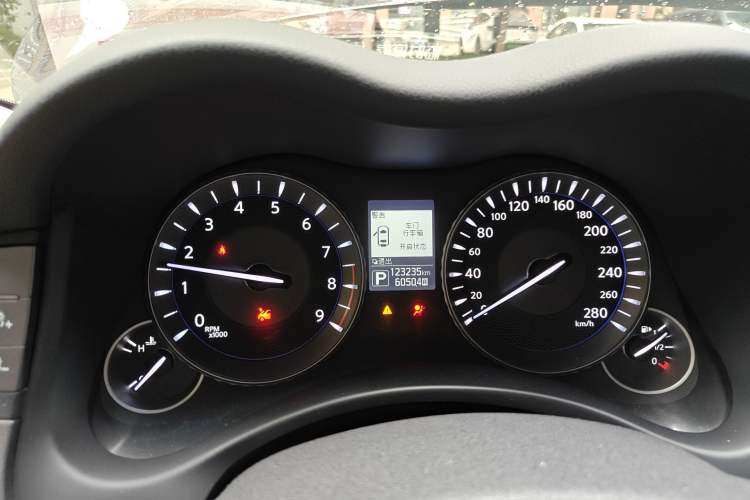 Used Infiniti Q70 2015 Q70L 2.5L Elite Edition Instrument Cluster