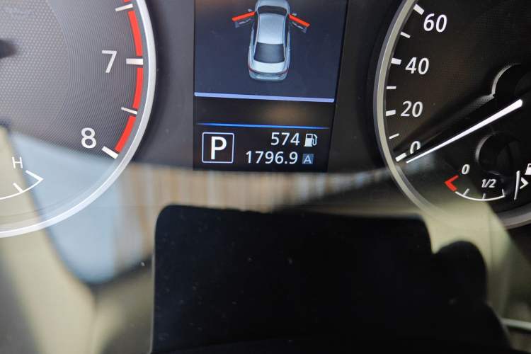 Used Nissan Sylphy 2026 1.6L CVT Comfort Edition Odometer Close Up