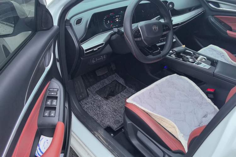 Used CHANGAN Eado 2022 PLUS Blue Whale NE 1.4T GDI DCT Prestige Edition Driver Seat