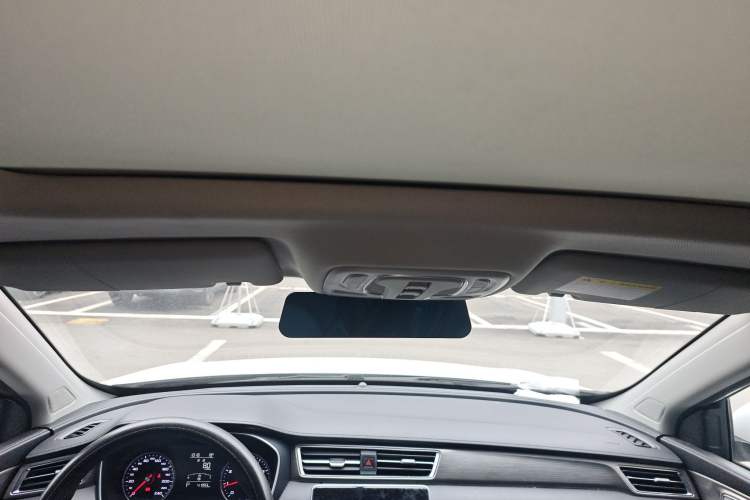 Used Roewe RX5 2022 330TGI Automatic National Style Edition Headliner