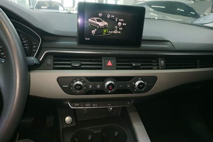 Used Audi A4L 2018 30th Anniversary Edition 40 TFSI Trendy Model