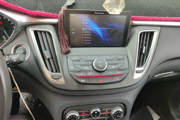 Used Soueast DX7 2017 1.5T Manual Triumph Edition
