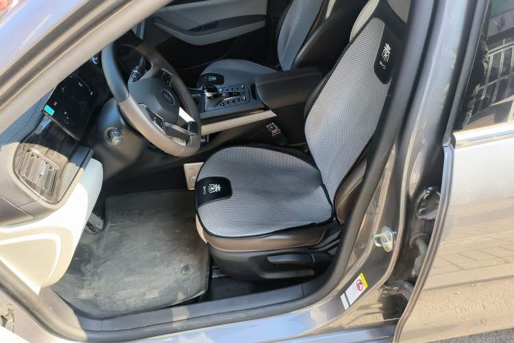 Used BYD Qin PLUS 2024 HONOR Edition DM-i 55KM Leading Model