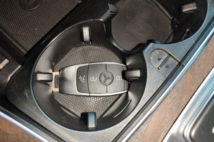 Used Mercedes-Benz GLC 2020 GLC 260 L 4MATIC Luxury Model
