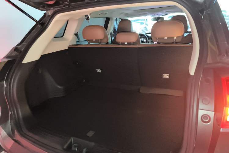 Used Geely Auto Emgrand X7 Sport 2021 1.8TD Manual Two-Wheel Drive Asian Games Edition