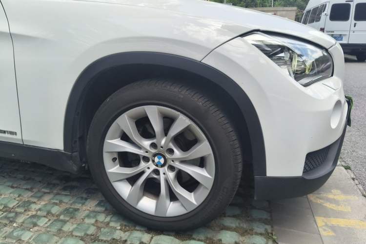 Used BMW X1 2012 sDrive18i Luxury Edition
