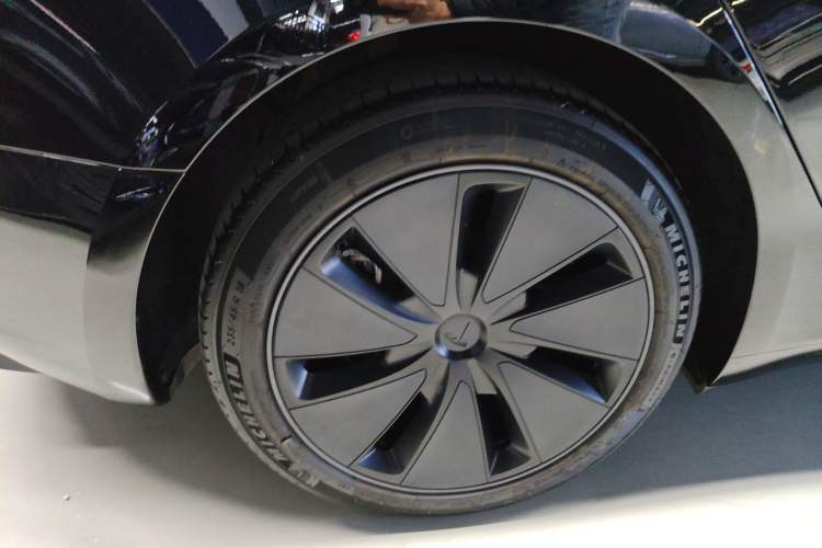 Used Tesla Model 3 2023 Rear-Wheel-Drive Version