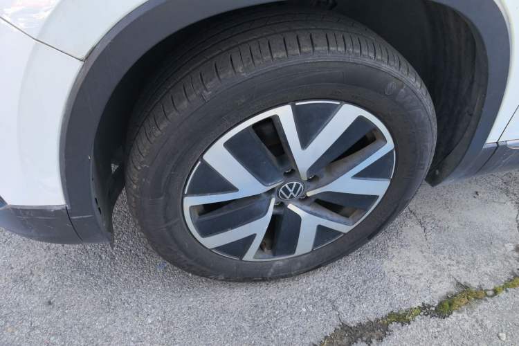 Used Volkswagen Tayron 2023 300TSI Two-Wheel-Drive Luxury Plus Advanced Edition