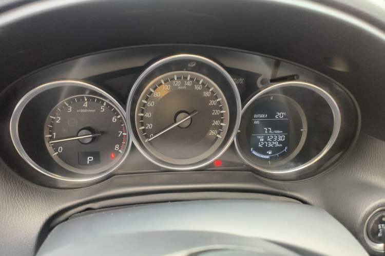 Used Mazda CX-5 2015 2.0L Automatic Two-Wheel Drive Urban Version