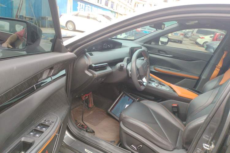 Used CHANGAN UNI-V 2022 1.5T Prestige Version Driver Seat