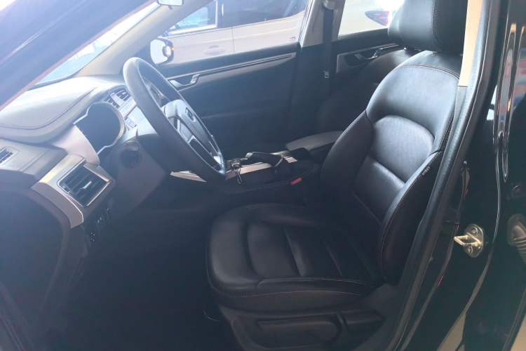 Used Geely Auto Emgrand GL 2017 1.8L Manual Elite Model
