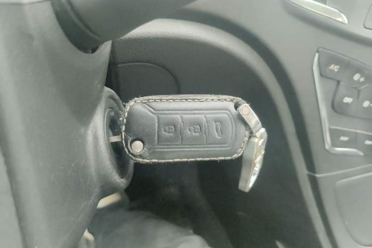 Used GAC Trumpchi GA3S Vision 2014 1.6L Automatic Elite ESP Version
