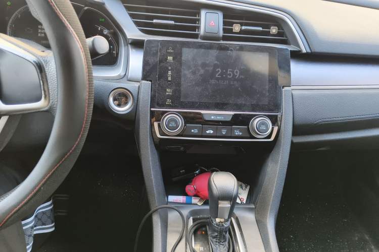 Used Honda Civic 2016 220TURBO CVT Luxury Edition