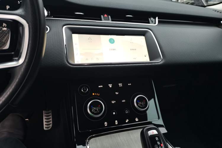 Used Land Rover Range Rover Evoque 2021 Range Rover Velar L 249PS R-Dynamic First Edition