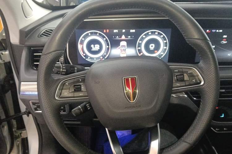Used Hongqi HS5 2022 Revised Version 2.0T Smart Connect Flagship Edition Steering Wheel