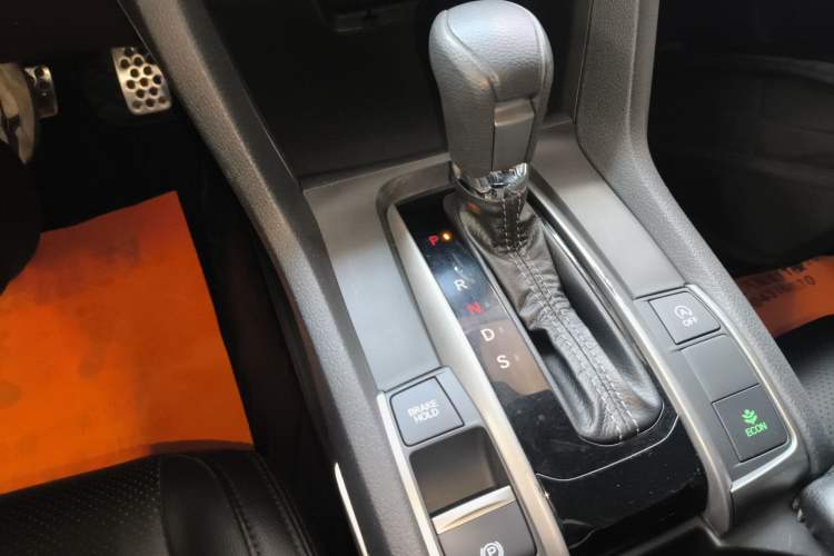 Used Honda Civic 2021 HATCHBACK 220TURBO CVT Trendy Cool Edition
