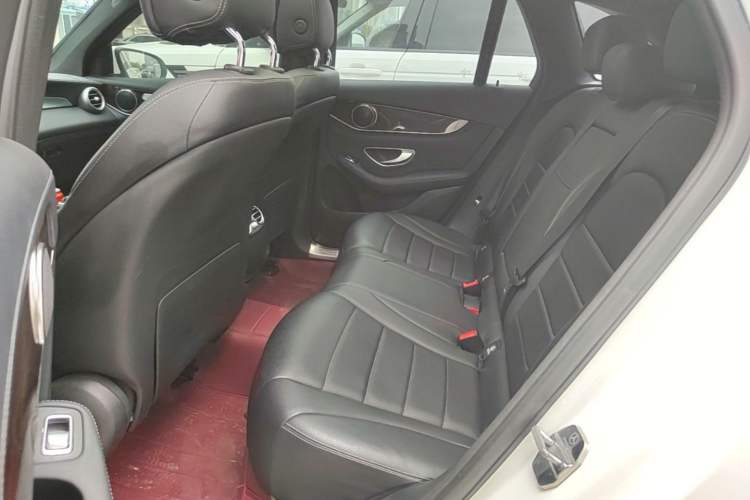 Used Mercedes-Benz GLC 2017 GLC 260 4MATIC Dynamic Edition Left Rear Seat