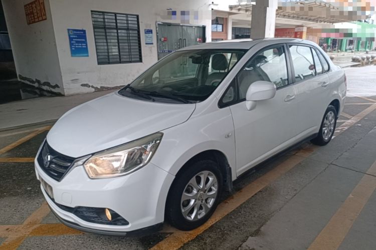 Used Venucia D50 2015 1.6L Manual Luxury Edition
