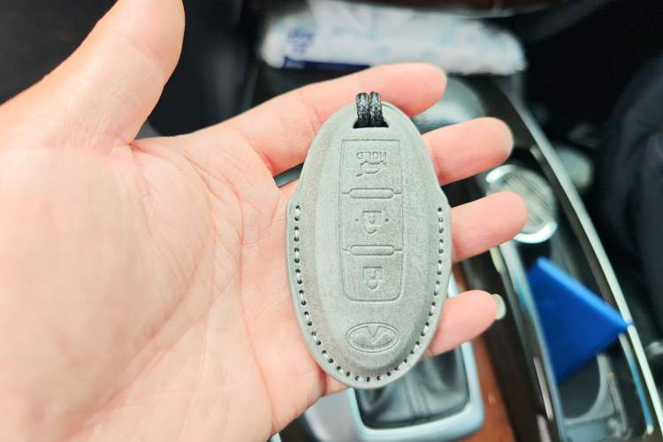 Used Infiniti JX 2013 JX35 Two-Wheel-Drive Excellence Edition
