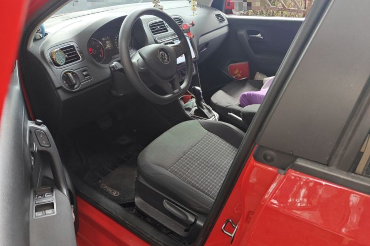 Used Volkswagen Polo 2014 1.6L Automatic Comfort Edition Driver Seat