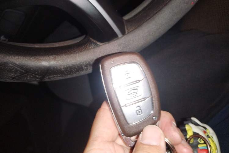 Used Hyundai Elantra (5th Generation / Langdong) 2016 1.6L Manual Luxury Model