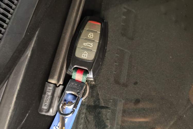 Used Haval H9 2017 2.0T Gasoline 4x4 Premium 5-Seater