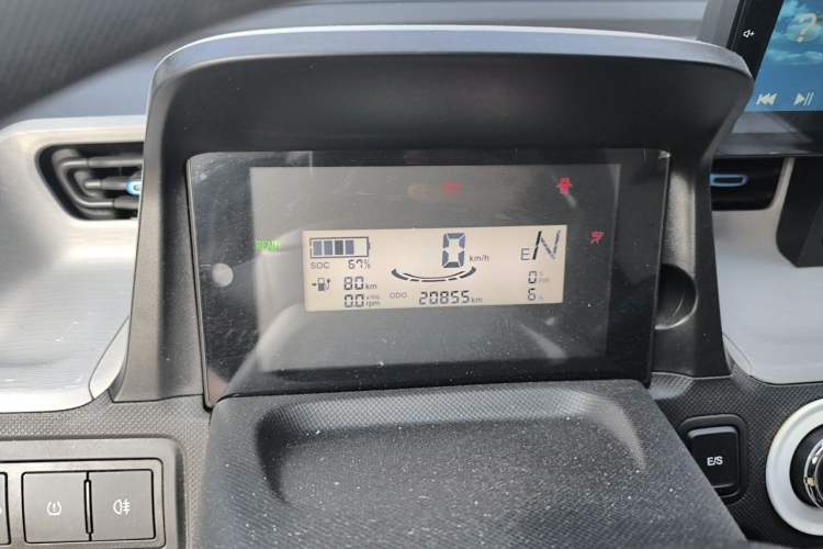 Used Wuling Hongguang MINIEV 2022 Easy Version Lithium-NMC
