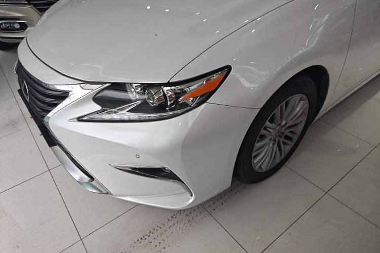 Used Lexus ES 2015 200 Elite Edition Left Front Headlight