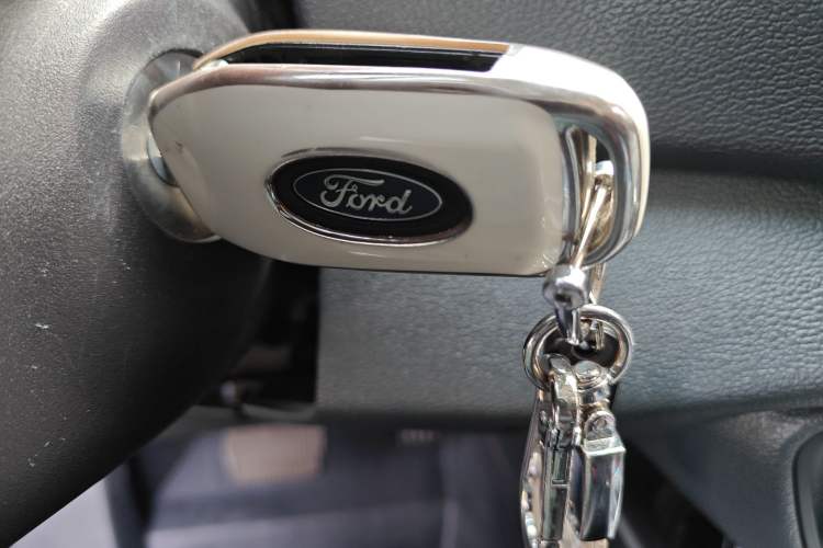 Used Ford Escort 2017 Happiness Edition 1.5L Automatic Fashion Version