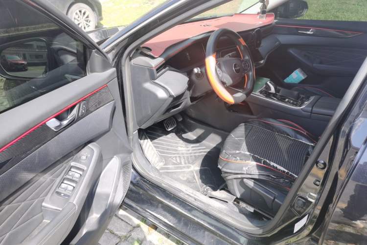 Used Dongfeng Aeolus Yixuan MAX 2023 1.5T Super-Powered Dad Edition
