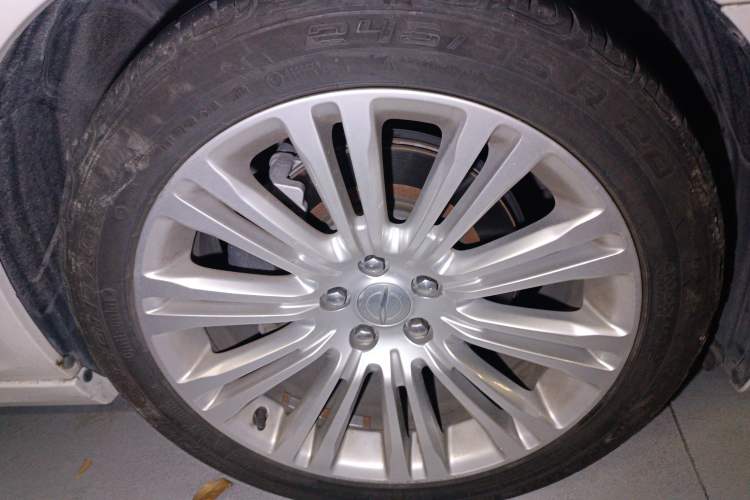 Used Chrysler 300C 2014 3.0L Excellence Edition
