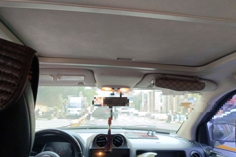 Used Jeep Compass 2011 2.0L two-wheel drive sport version
