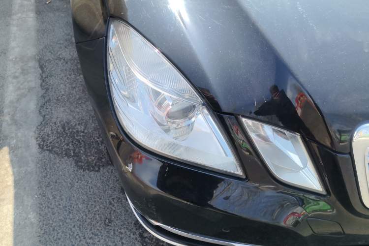 Used Mercedes-Benz E-Class 2012 E 200 L CGI Elegant Model Right Front Headlight