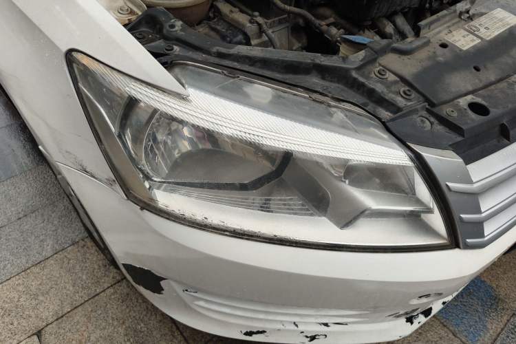 Used Volkswagen Santana 2013 1.6L Manual Fashion Edition
