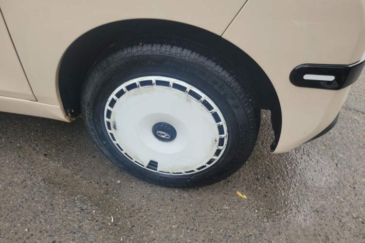 Used Chery QQ Ice Cream 2024 170km Sundae Right Front Wheel Hub