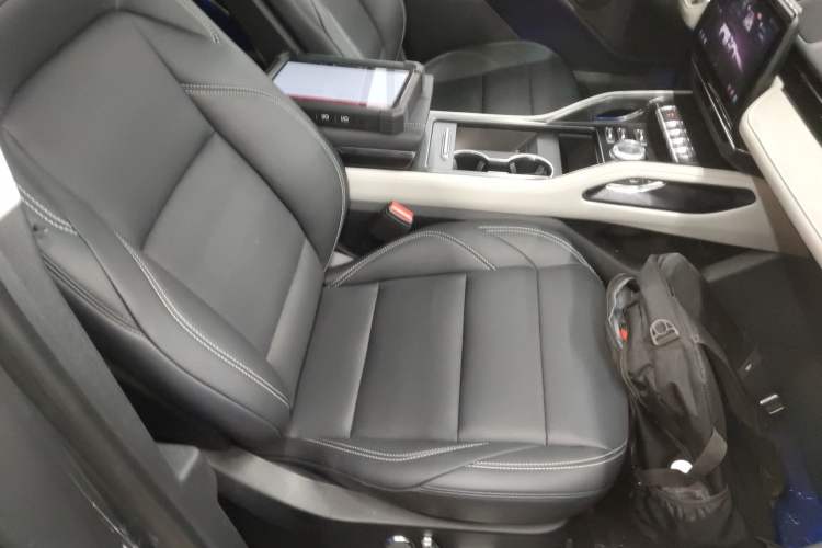 Used Lincoln Nautilus 2023 2.0T Four-Wheel Drive Luxury Edition
