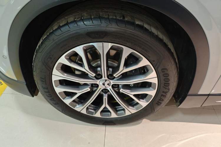 Used Nio EC6 2023 75 kWh Exterior 4