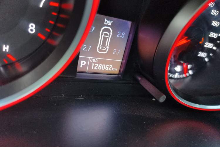 Used Haval H6 2016 Upgraded Model 1.5T Automatic Two-Wheel Drive Elite Version
